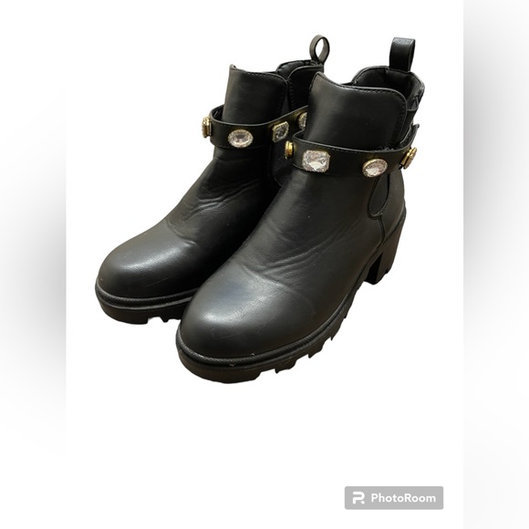 JCP Brand Black Chunky Bootie with Jewels - Picture 2 of 6